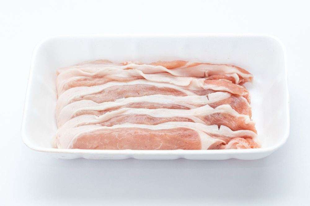 薄切りの豚ロース肉